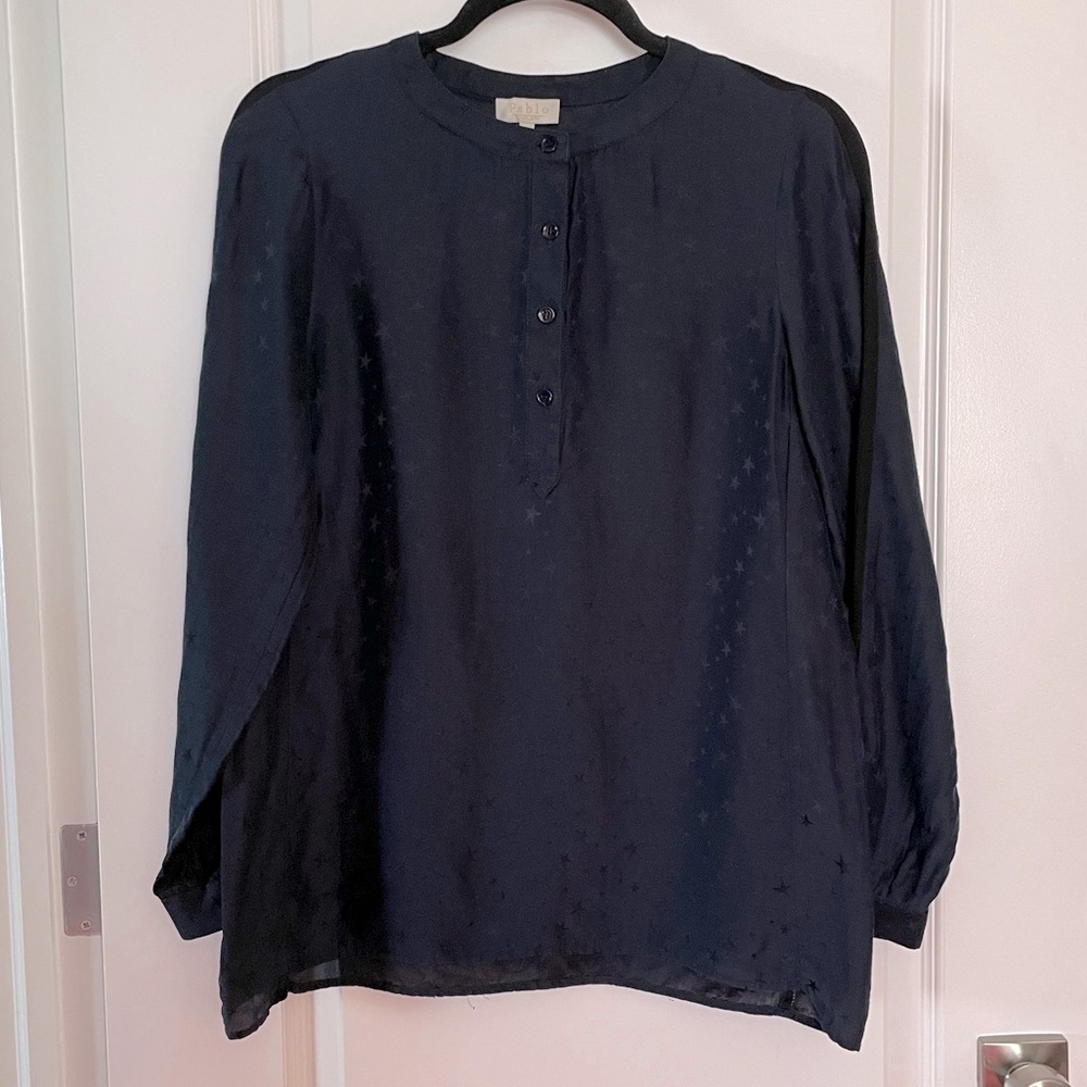 Pablo Gerard Darrel Navy Blue Star Pattern Button-Up Blouse
